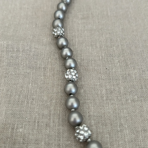 Banana republic necklace. - Picture 2 of 5